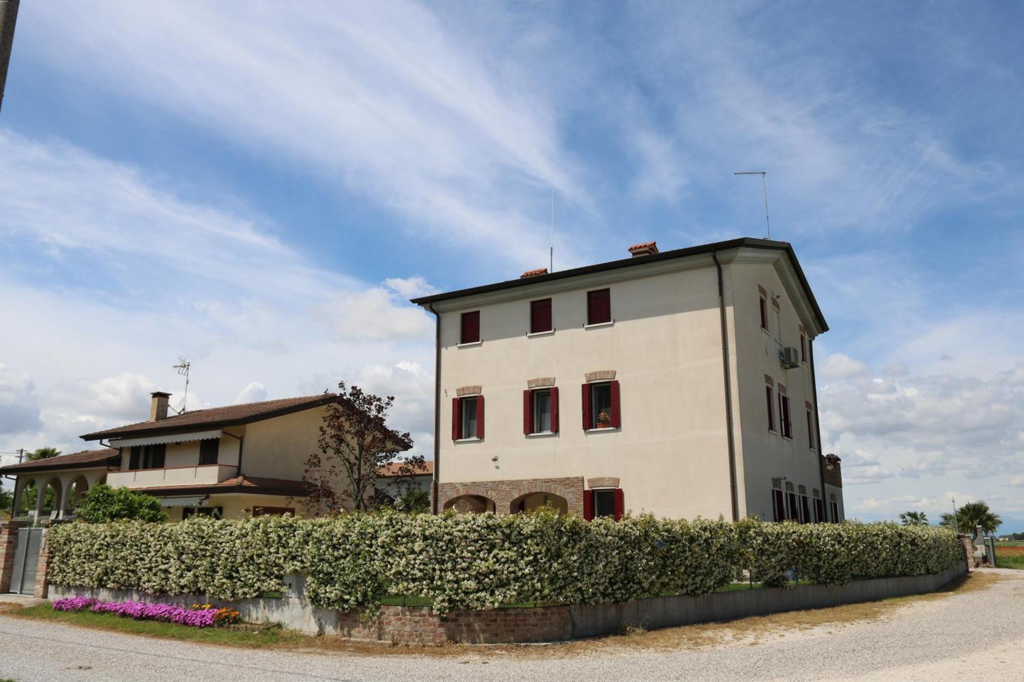 Casa Al Piave - Appartamento A 5 Km Dal Mare Eraclea Kültér fotó