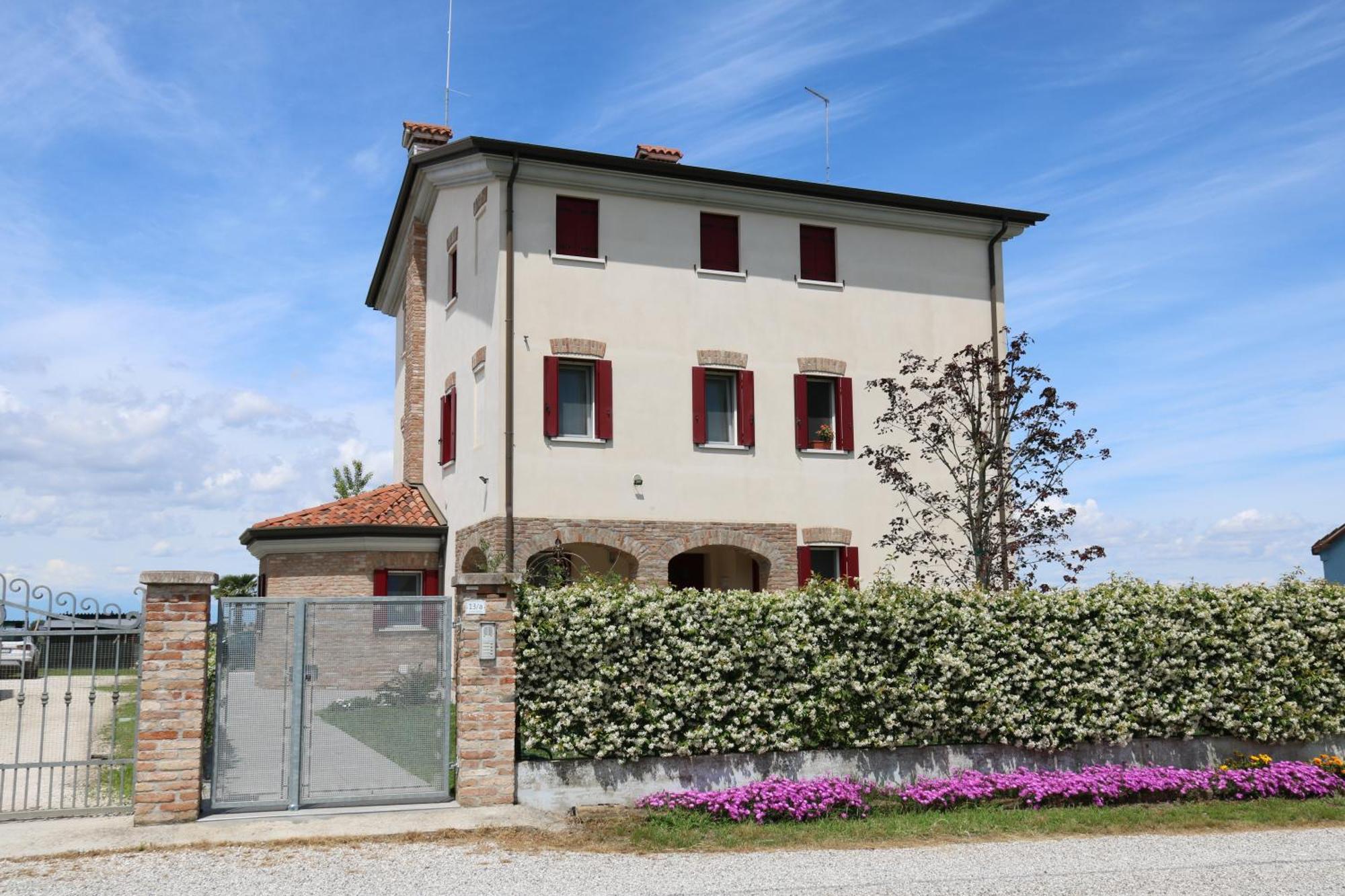 Casa Al Piave - Appartamento A 5 Km Dal Mare Eraclea Kültér fotó